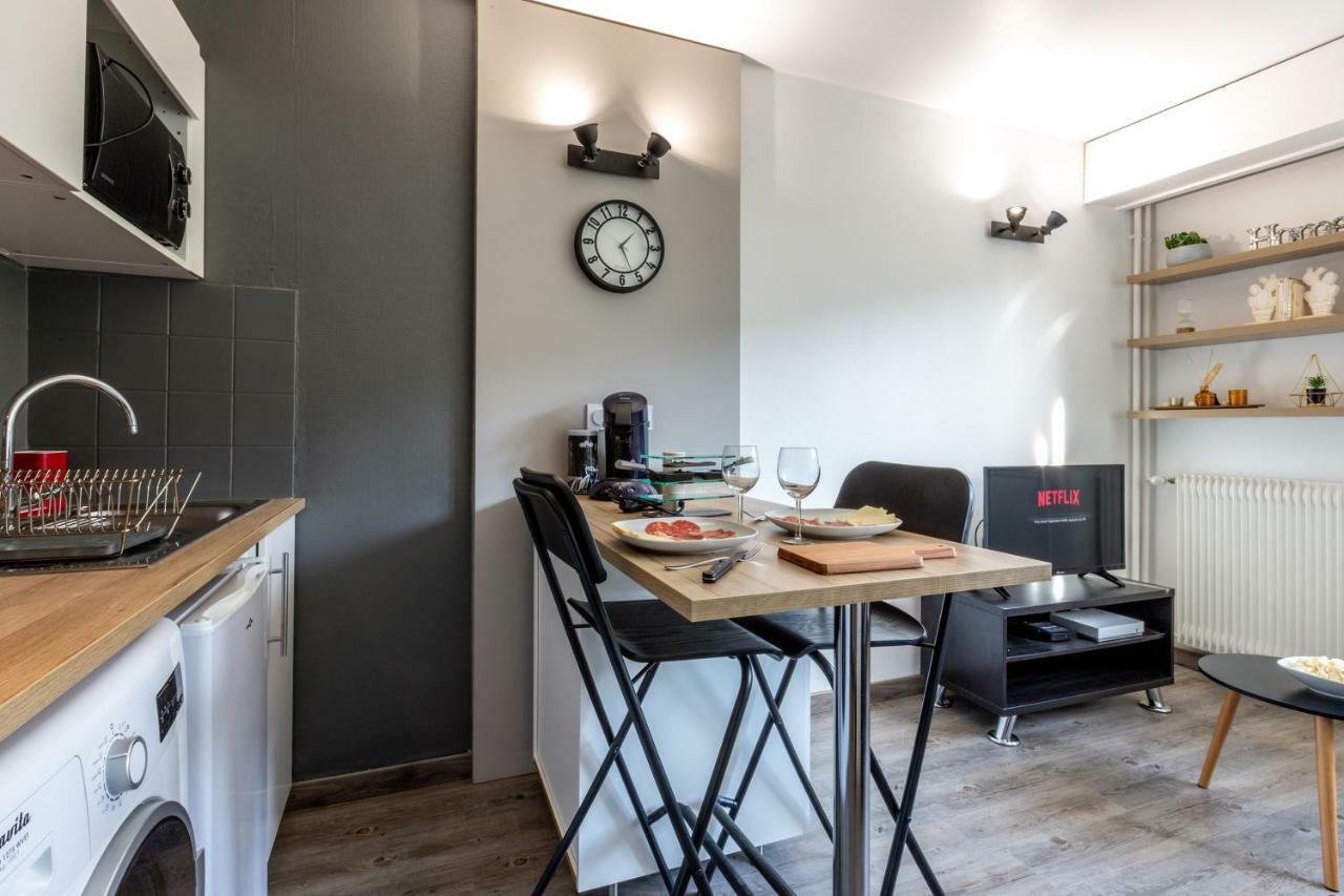 Portes De La Vieille Apartment *