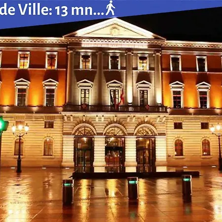 Portes De La Vieille Ville Annecy Exterior photo