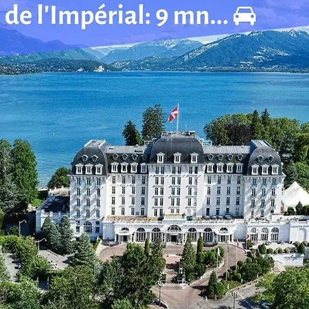 Portes De La Vieille Ville Annecy Exterior photo